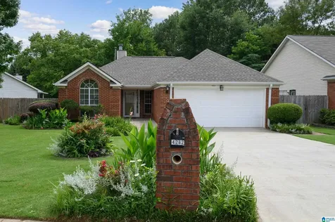 4262 Pebble Garden Way Birmingham AL 35235