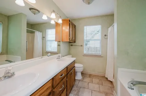 4262 Pebble Garden Way Birmingham AL 35235