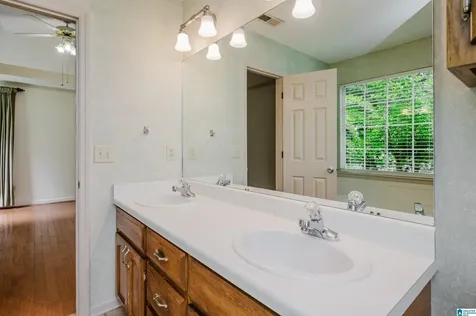 4262 Pebble Garden Way Birmingham AL 35235
