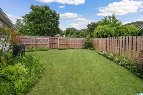 4262 Pebble Garden Way Birmingham AL 35235