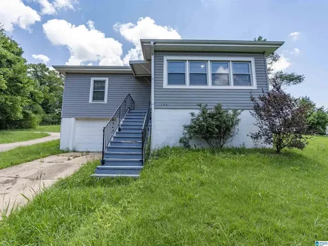 143 Concord Highland Drive Bessemer AL 35023