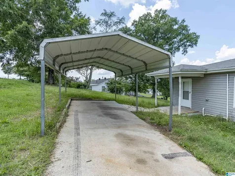 143 Concord Highland Drive Bessemer AL 35023