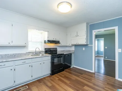 143 Concord Highland Drive Bessemer AL 35023