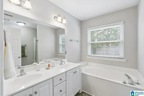 124 Cedar Grove Parkway Alabaster AL 35114