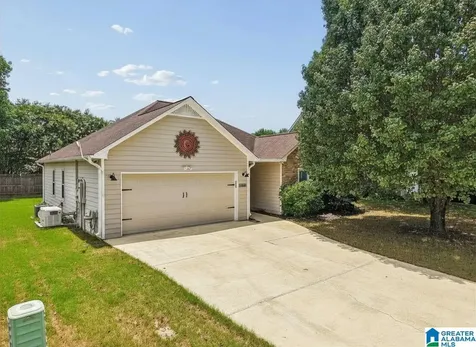 124 Cedar Grove Parkway Alabaster AL 35114