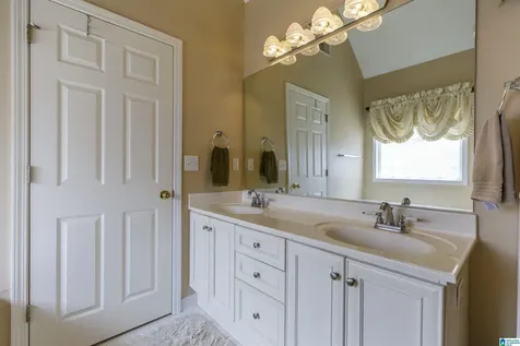 144 Roy Court Helena AL 35080