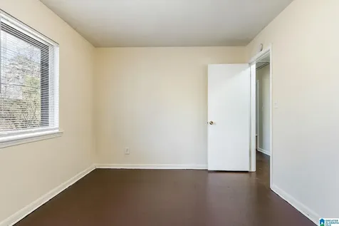 425 14th Avenue Center Point AL 35215