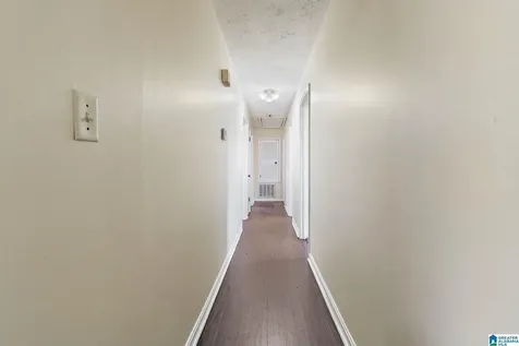 425 14th Avenue Center Point AL 35215