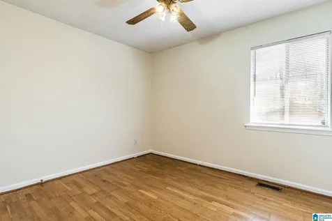 425 14th Avenue Center Point AL 35215