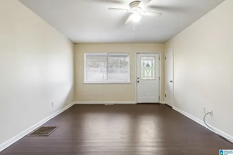 425 14th Avenue Center Point AL 35215