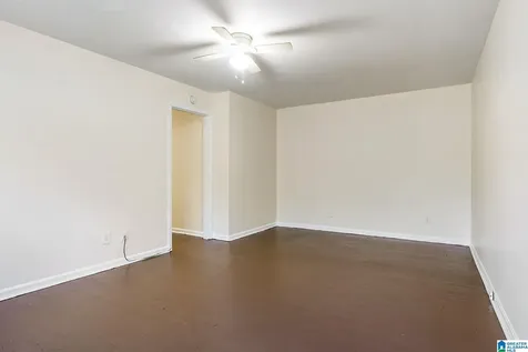 425 14th Avenue Center Point AL 35215
