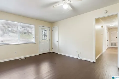 425 14th Avenue Center Point AL 35215