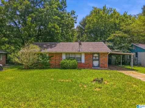 1825 Collier Drive Midfield AL 35228