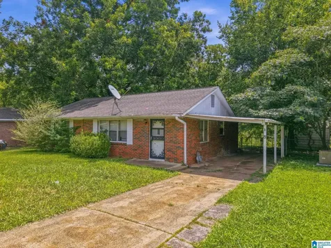 1825 Collier Drive Midfield AL 35228