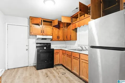 1825 Collier Drive Midfield AL 35228