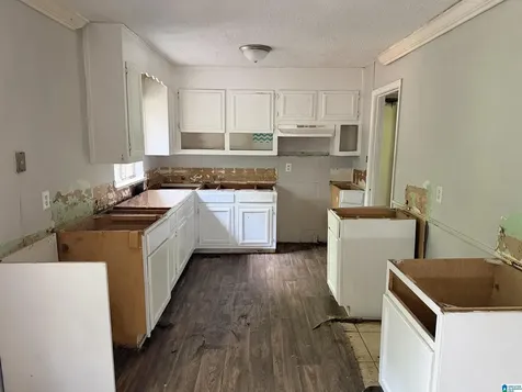 700 22nd Terrace NE Center Point AL 35215