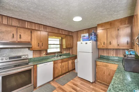 9 S Norton Avenue Sylacauga AL 35150