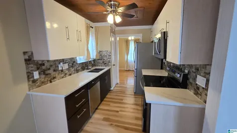 640 16th Terrace NW Center Point AL 35215