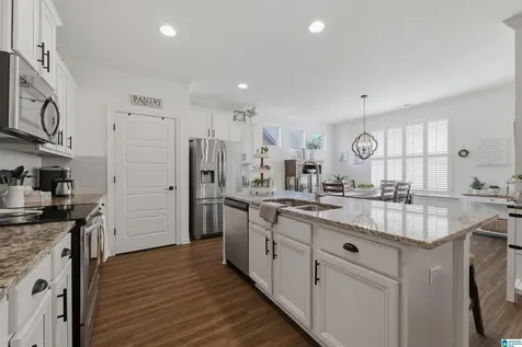 213 Creekside Court Pelham AL 35124