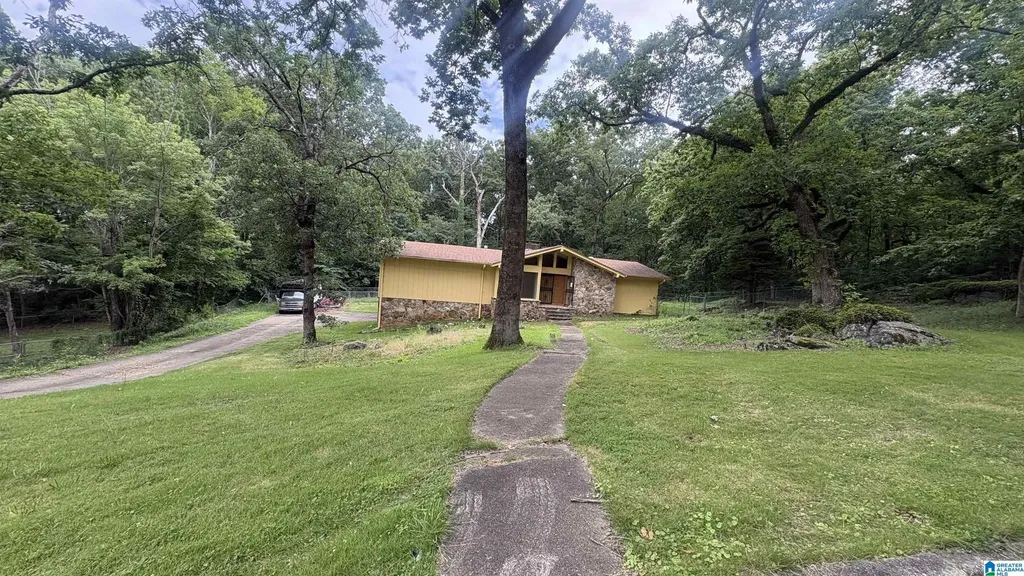 1624 Farmington Road Birmingham AL 35235