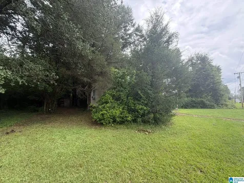 1112 Oldfield Road Sylacauga AL 35150