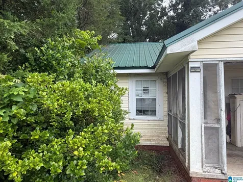 1112 Oldfield Road Sylacauga AL 35150