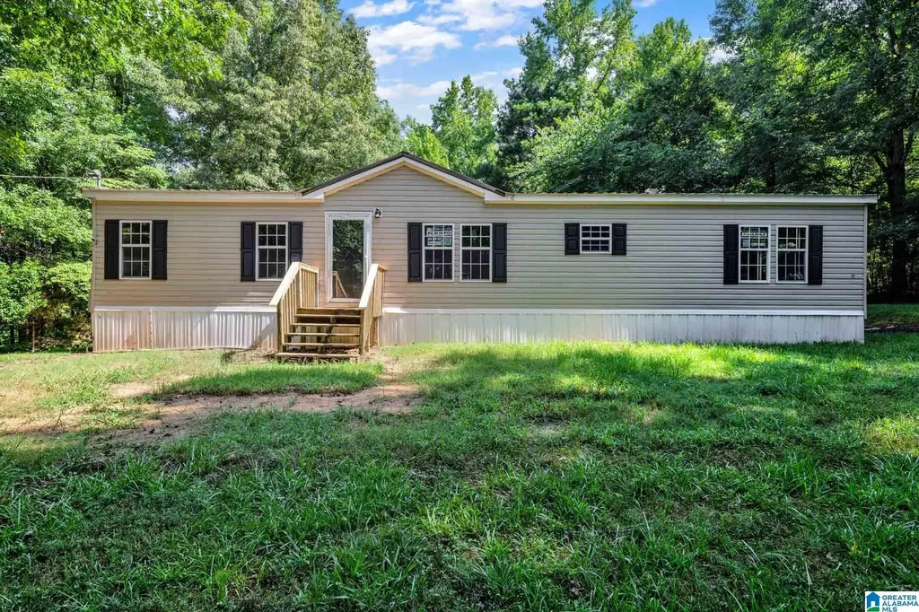 275 Oak Hill Circle Trussville AL 35173
