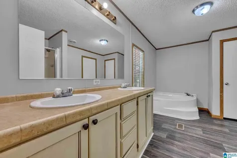 275 Oak Hill Circle Trussville AL 35173