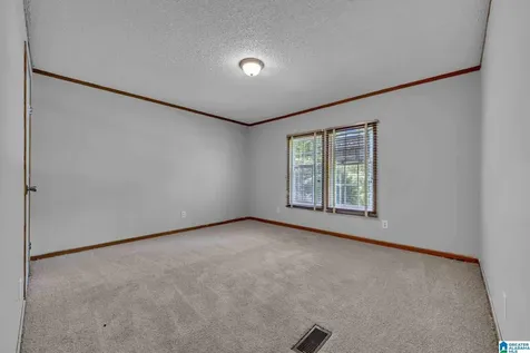 275 Oak Hill Circle Trussville AL 35173