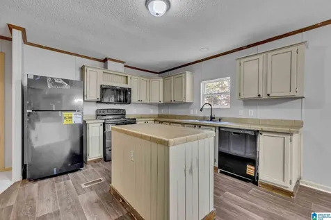 275 Oak Hill Circle Trussville AL 35173