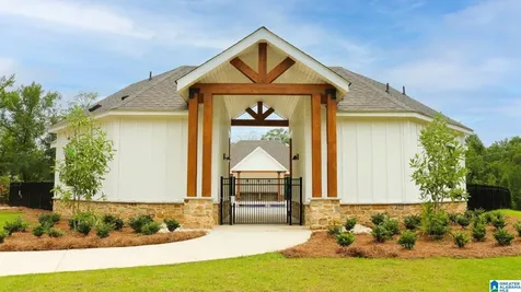 256 Halifax Lane Chelsea AL 35043