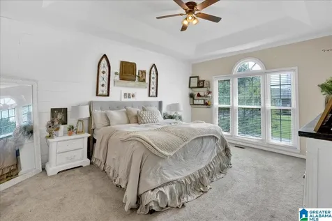 192 Kentwood Drive Alabaster AL 35007