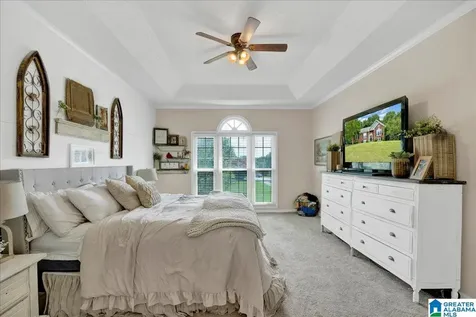 192 Kentwood Drive Alabaster AL 35007