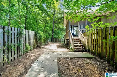 192 Kentwood Drive Alabaster AL 35007