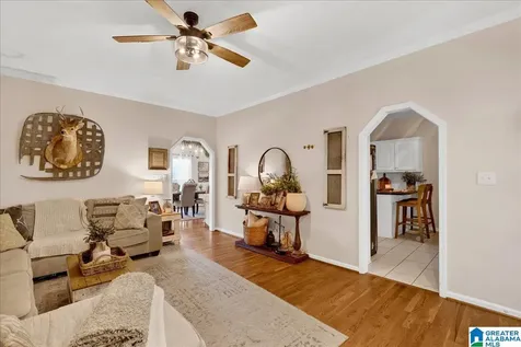 192 Kentwood Drive Alabaster AL 35007