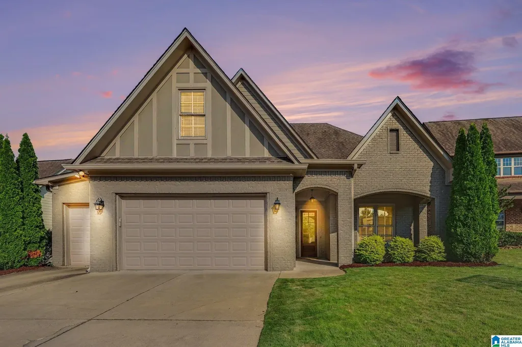 197 Lake Chelsea Drive Chelsea AL 35043