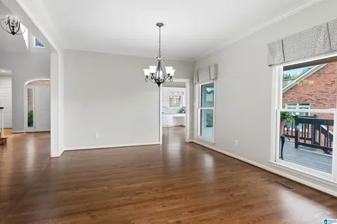 1008 Southlake Cove Hoover AL 35244