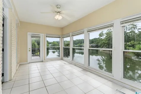 1008 Southlake Cove Hoover AL 35244