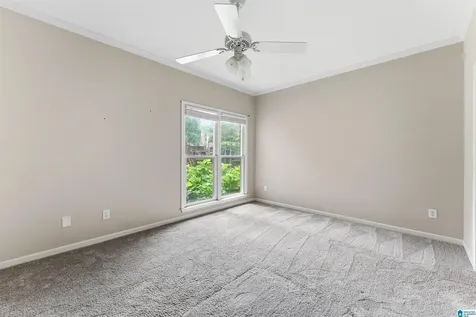 1008 Southlake Cove Hoover AL 35244