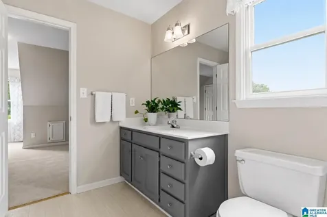1008 Southlake Cove Hoover AL 35244