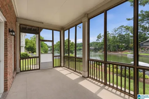 1008 Southlake Cove Hoover AL 35244