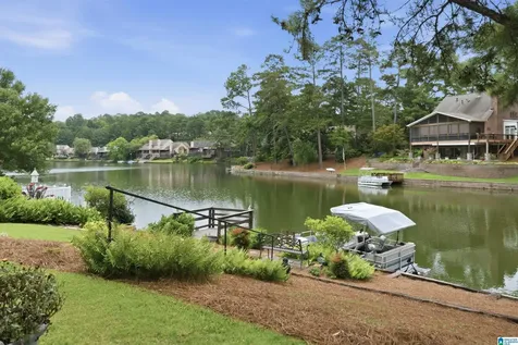 1008 Southlake Cove Hoover AL 35244