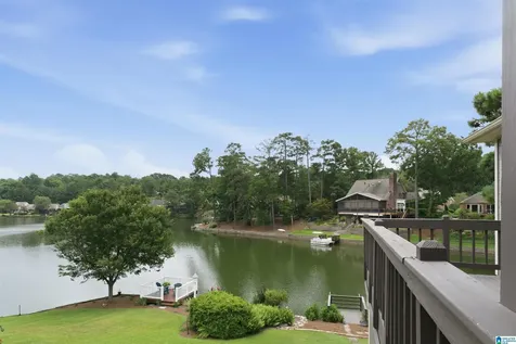 1008 Southlake Cove Hoover AL 35244