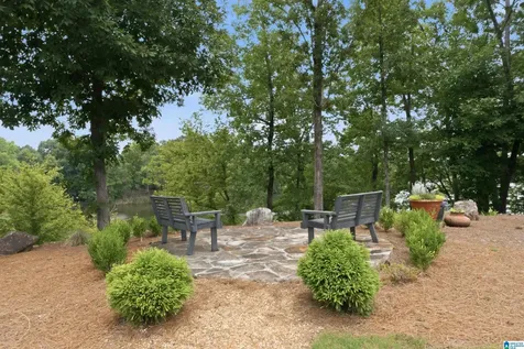 1008 Southlake Cove Hoover AL 35244