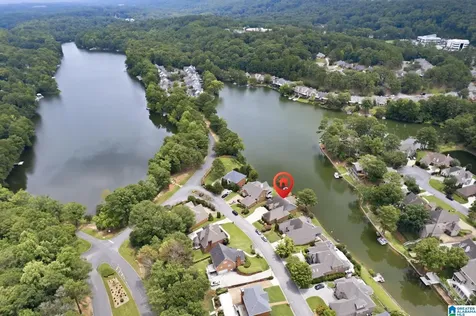 1008 Southlake Cove Hoover AL 35244