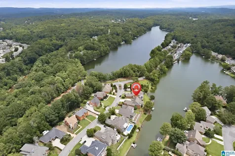 1008 Southlake Cove Hoover AL 35244
