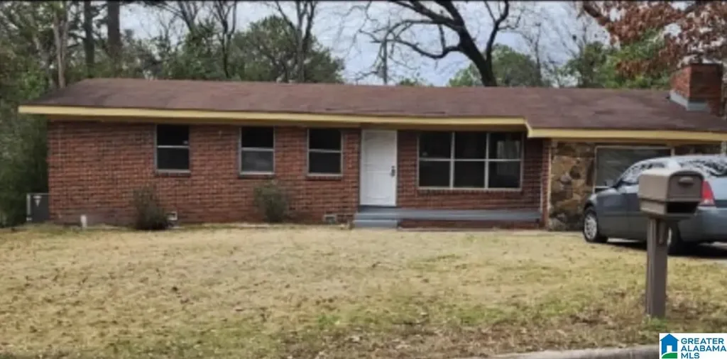 712 Oakland Drive Fairfield AL 35064