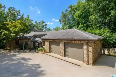 2258 Shady Creek Trail Vestavia Hills AL 35216