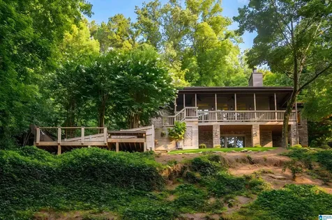 2258 Shady Creek Trail Vestavia Hills AL 35216