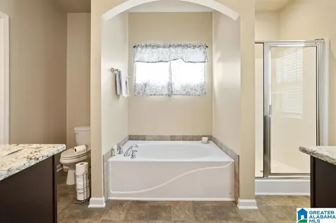 565 Fultonbrook Drive Fultondale AL 35068